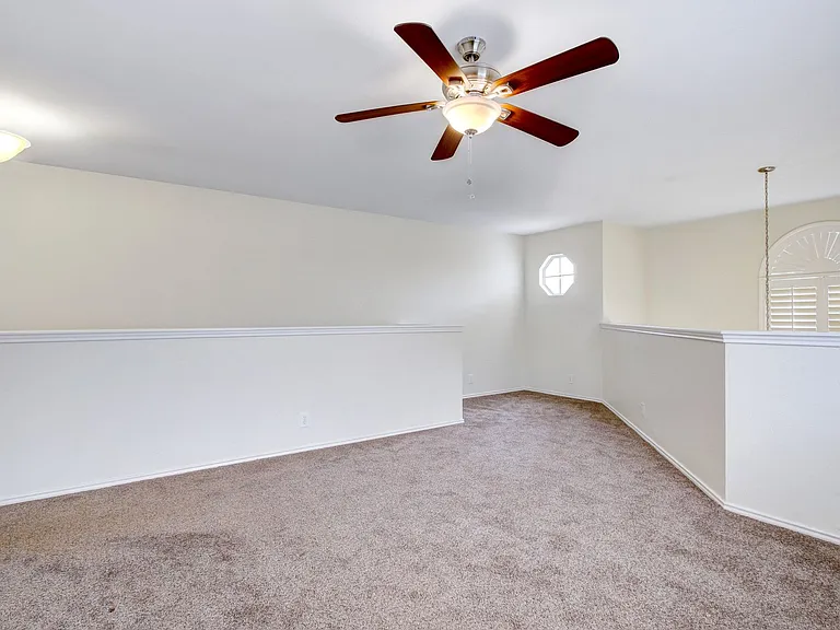2619 Crown Arbor Dr — Photo 18