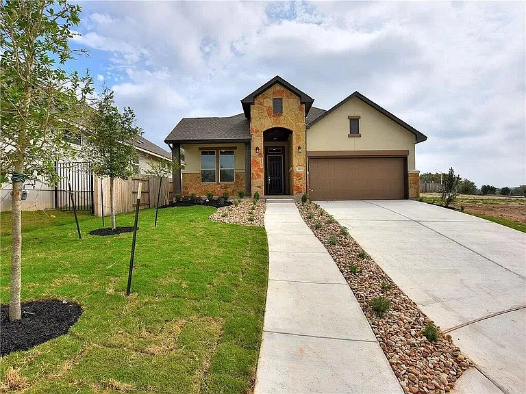 129 San Domenico Cv — Photo 1