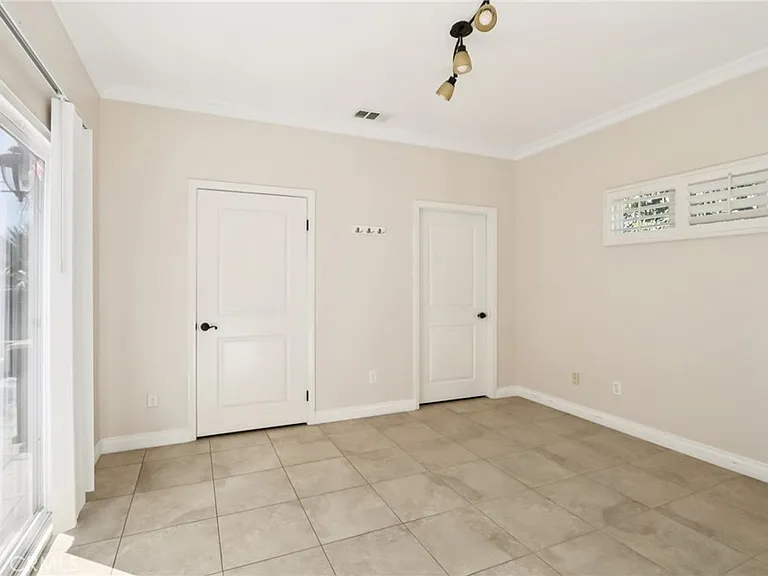 7659 Coldwater Canyon Ct — Photo 26