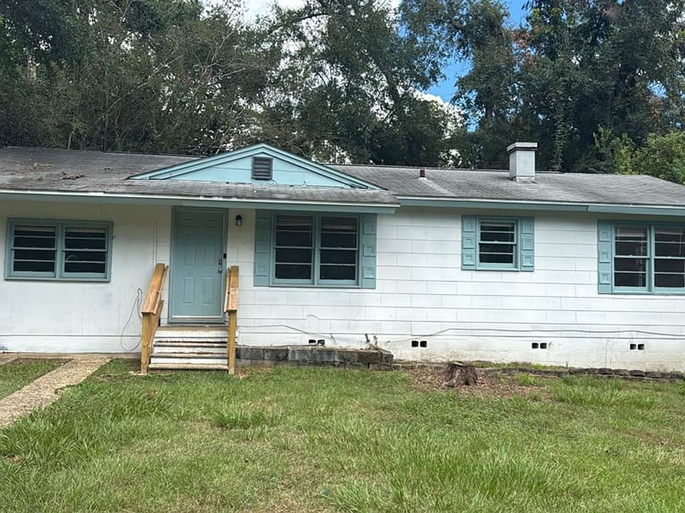 1st image of 1638 Sharkey St