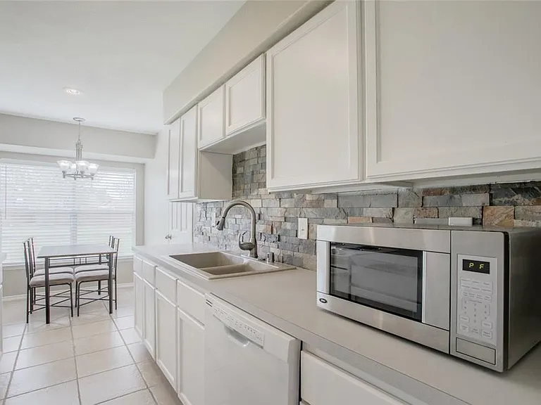 6409 Patino Ct — Photo 10