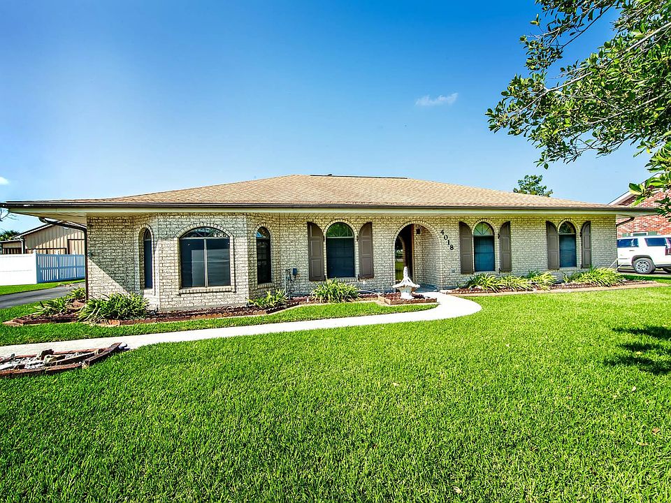 1st image of 4018 Country Dr