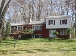 10 Byram Brook Pl, Armonk, NY 10504