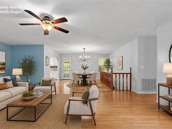 5th image of 302 Tamarind St