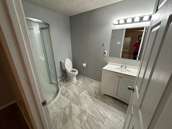5th image of 211 W Huff Ave Unit B