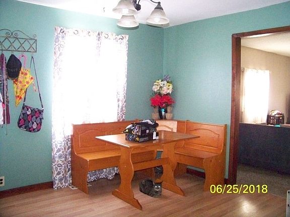 4th image of 1011 S Water St