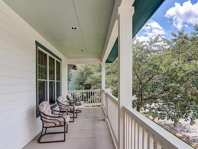 11 Oakhaven Ter — Photo 4