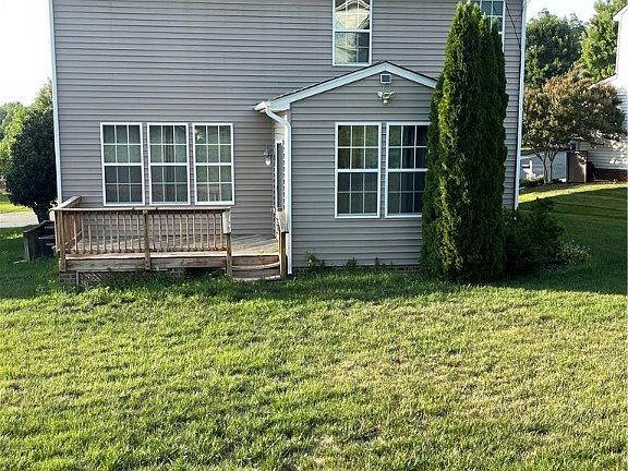 2nd image of 13736 Nailor Cir
