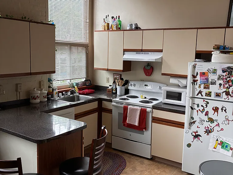 31 Willow St #3 — Photo 3