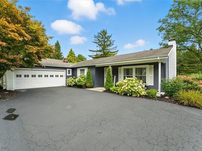 14557 Broadwood Dr, Burton, OH, 44021