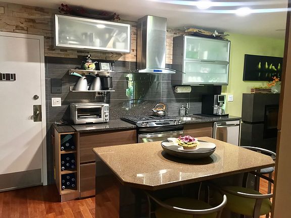 4th image of 847 Miller Ln APT 106