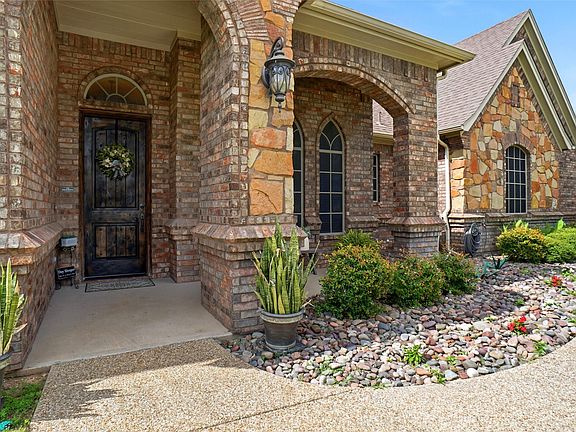 5th image of 124 Carnes Ct