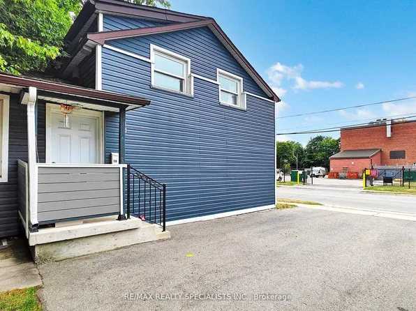 18 Mary St, Brampton, ON