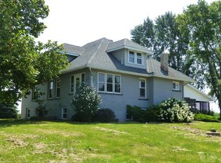 1691 E County Road 2700, Dallas City, IL 62330