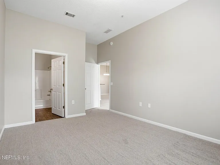 5150 Playpen Dr #4 — Photo 16