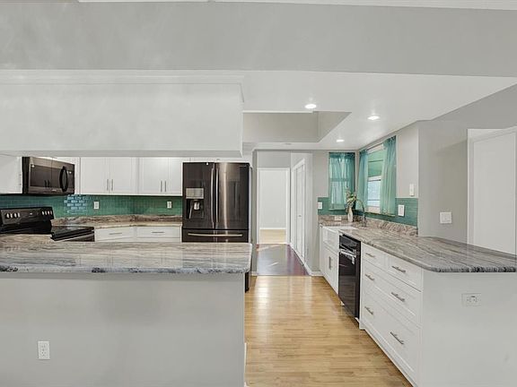 4th image of 5924 WILLOW CREEK COURT