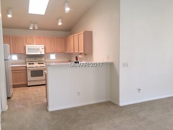 4th image of 5682 Mahogany Run Pl #0