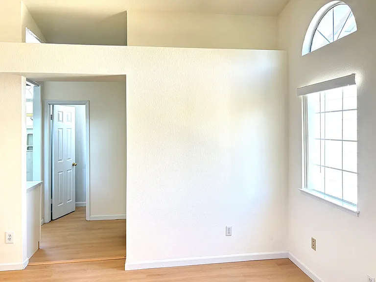 Primary Suite to Bathroom Flow