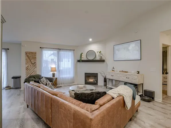 12565 Oak Point Dr, Platte City, MO 64079