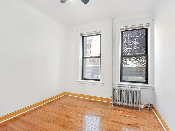 3rd image of 24-21 41st St #1R