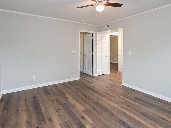 5th image of 3805 Colonial Park Cir SW #C