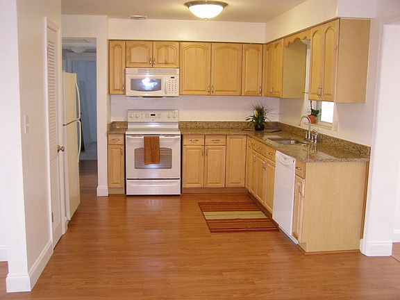 4th image of 5872 40th Ave N