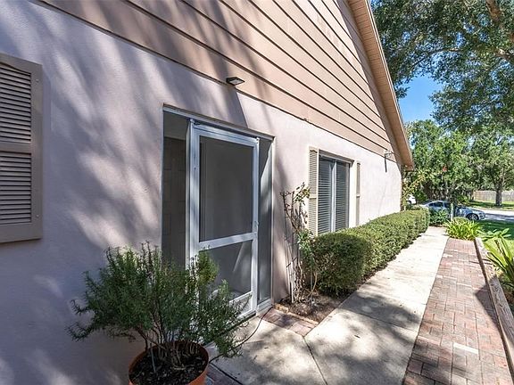 2nd image of 2818 Whitehall Dr