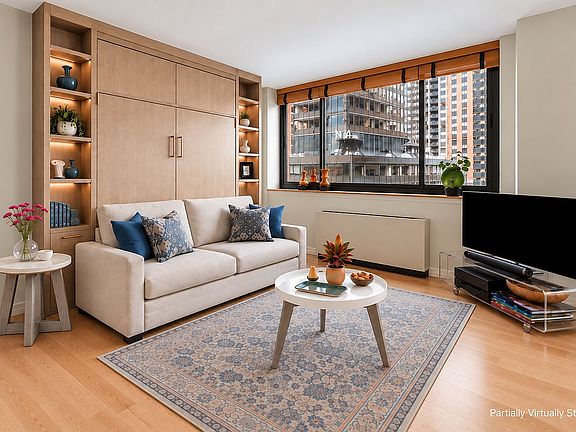 4th image of 2000 Broadway APT 7J