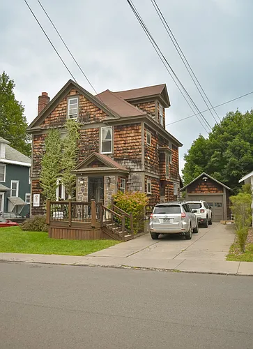 21 Pleasant St Photo 1