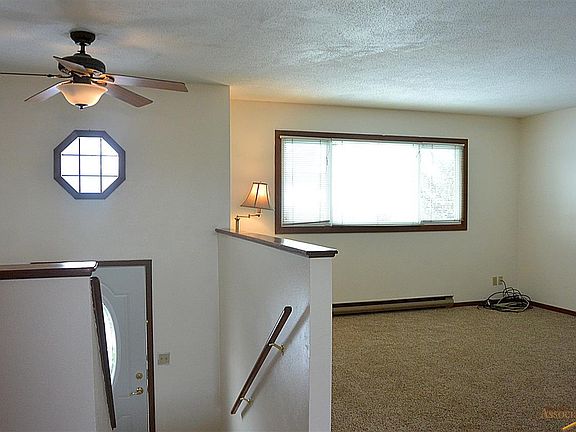 3rd image of 6104 Northdale Dr