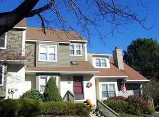 206 Saint Albans Ct, Chester Springs, PA 19425