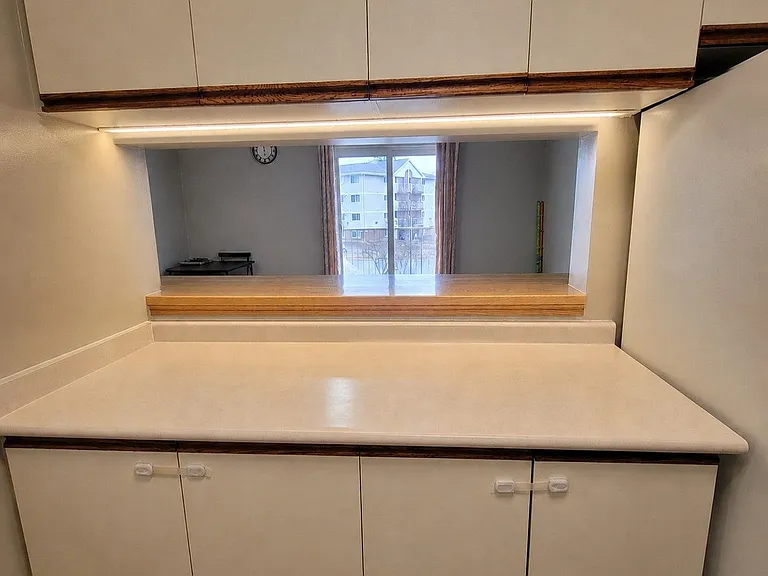 260 Brittany Dr #414 — Photo 7