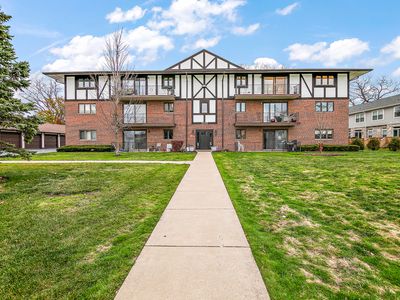 11015 S 84th Ave APT 3C, Palos Hills, IL, 60465