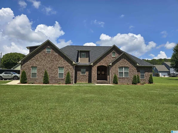 18 Hickory Rd, Ragland, AL 35131