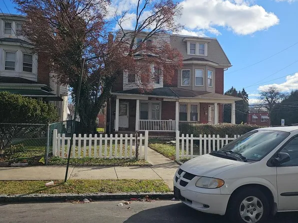 902 Arch St, Norristown, PA 19401