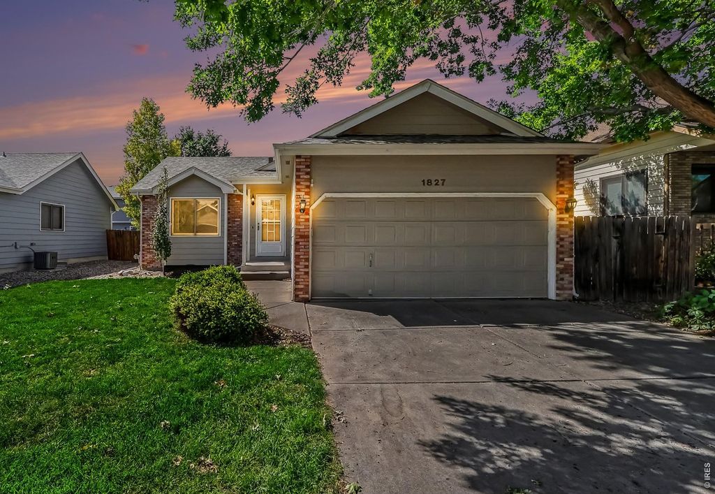 1827 Cambridge Ct