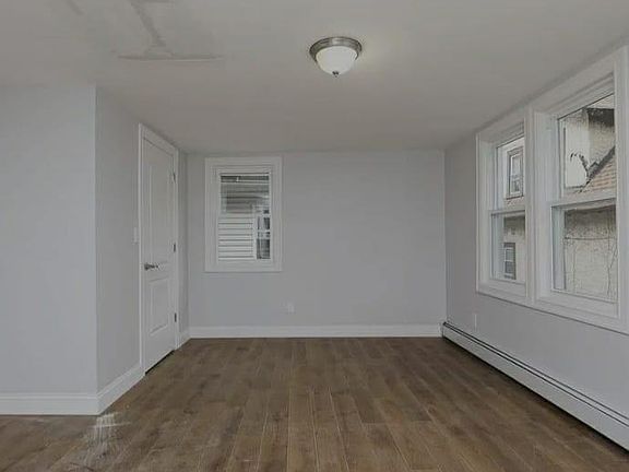5th image of 1807 Lacombe Ave #B