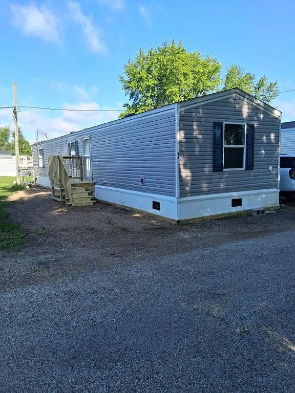 611 W Matthews St, unit 35 — Photo 1