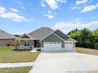 622 Canyon Rd, Ardmore, OK 73401
