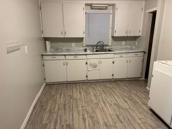 10 Old State Rd S APT A, Norwalk, OH 44857