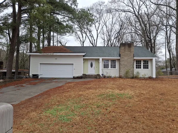 112 Fairlane Rd, Greenville, NC 27834