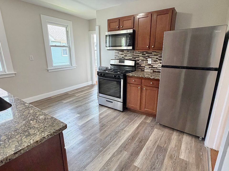 1st image of 213 Winthrop St #3