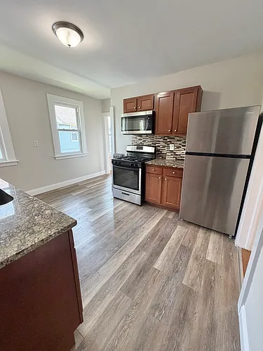 213 Winthrop St #3 Photo 1