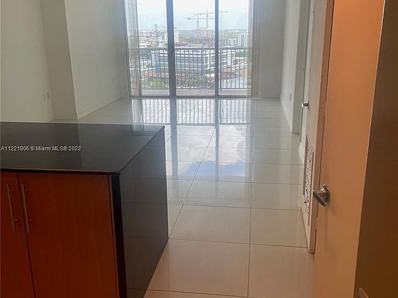 2nd image of 1750 N Bayshore Dr APT 2111