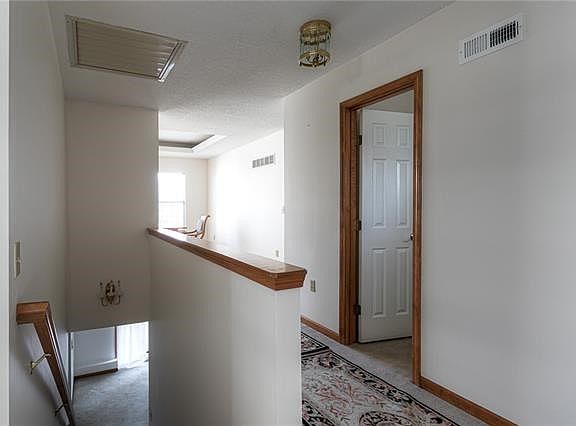 4th image of 16520 E 53rd Terrace Ct S
