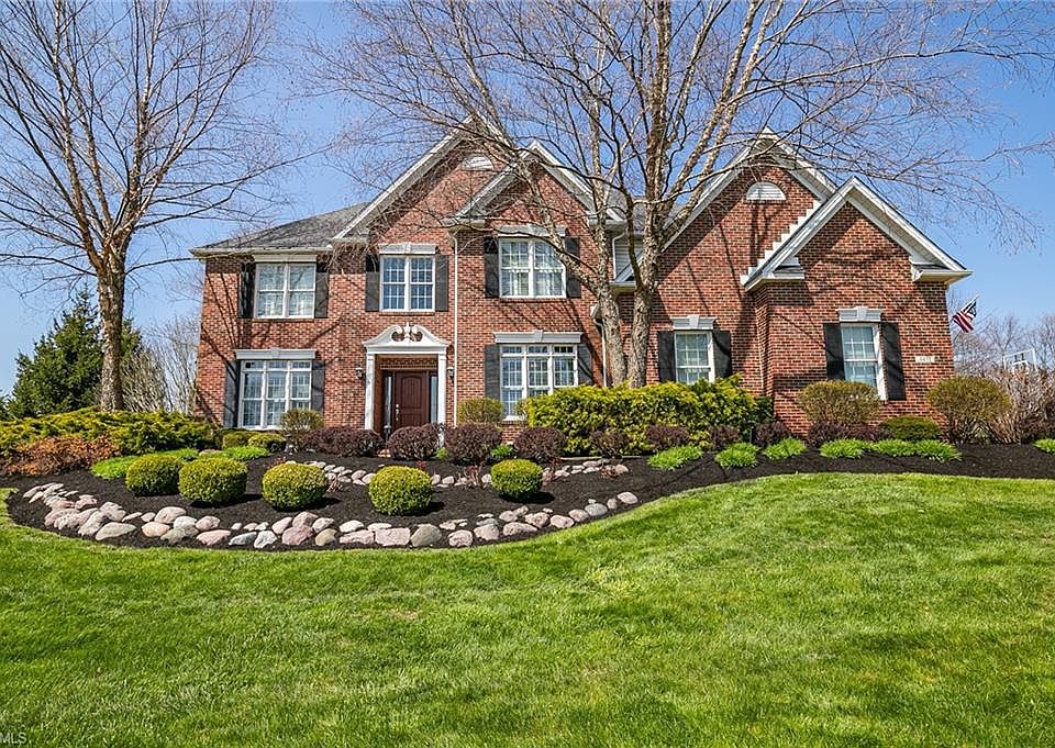 1st image of 4417 Lakeview Glen Dr