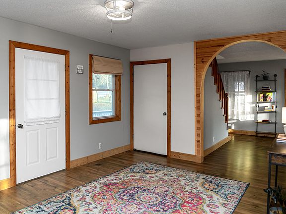 17th image of this home