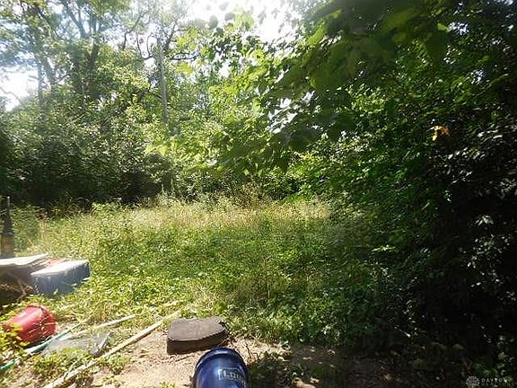 4th image of 4062 Larkspur Dr