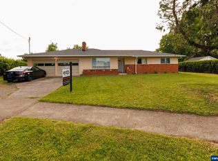 645 S Main St, Mount Angel, OR 97362