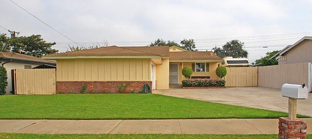 1st image of 1051 E Juanita Ave